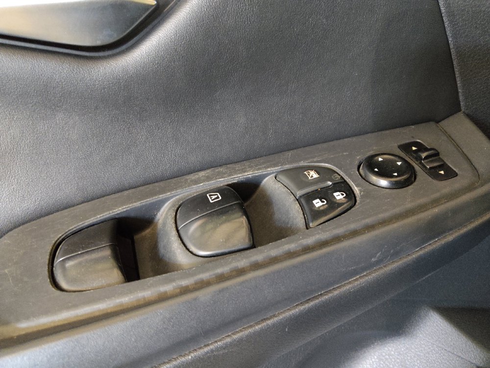 Used 2024 Nissan Sentra SV FWD image 27
