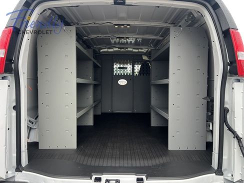 New 2025 Chevrolet Express 3500 w/ Driver Convenience Package RWD image 4