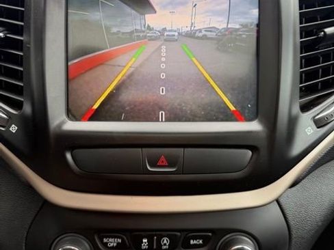 Used 2016 Jeep Cherokee 75th Anniversary AWD/4WD image 24