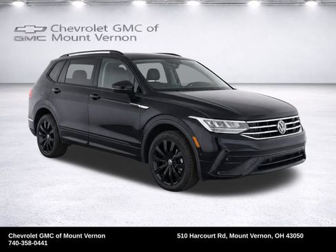Used 2021 Volkswagen Tiguan SE R-Line w/ 3rd Row Seat Package AWD/4WD image 3