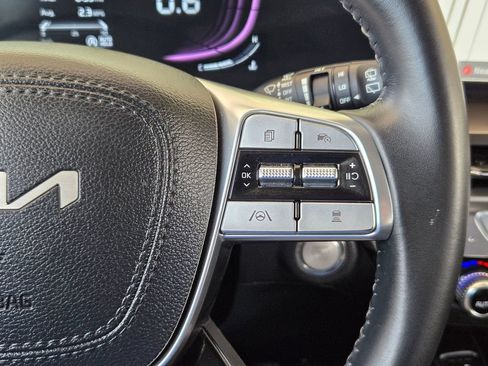 Used 2025 Kia Telluride S AWD/4WD image 23