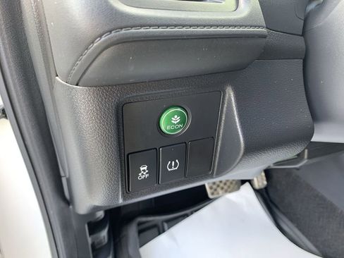 Used 2022 Honda HR-V Sport image 14