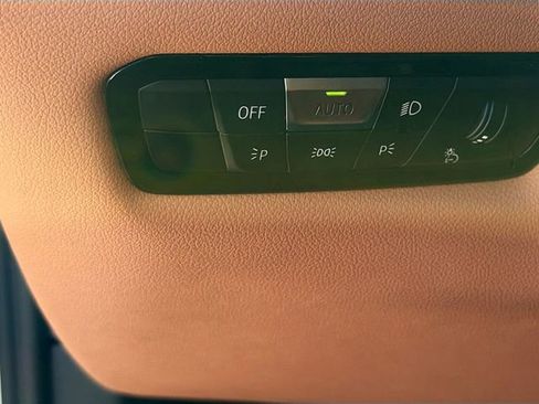 Certified 2022 BMW M850i Gran Coupe xDrive image 37