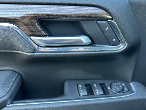 Used 2025 Chevrolet Silverado 1500 LT w/ All Star Edition Plus RWD image 11