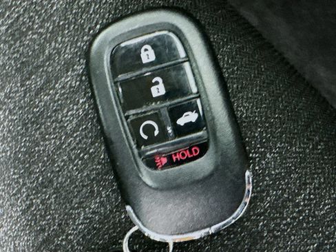 Used 2023 Honda Accord LX image 36