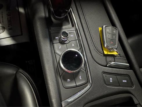 Used 2021 Cadillac XT6 Sport w/ Platinum Package image 19