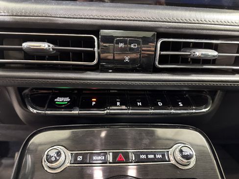 Used 2022 Lincoln Nautilus Reserve FWD image 18
