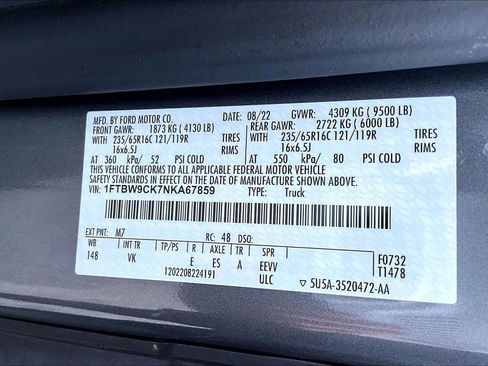 Used 2022 Ford E-Transit Medium Roof image 31