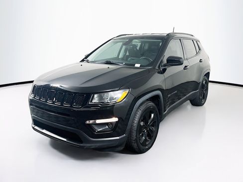 Used 2018 Jeep Compass Altitude image 3