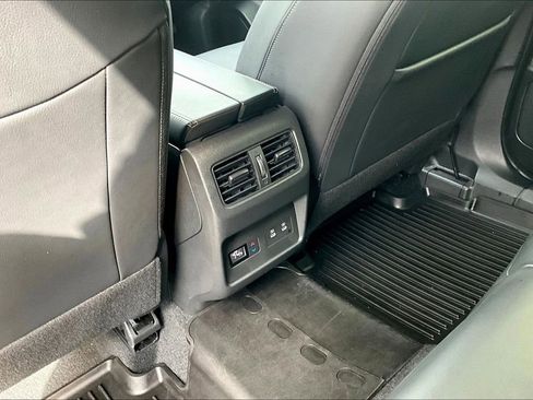 Certified 2025 Nissan Rogue SL w/ Tech Package AWD/4WD image 10