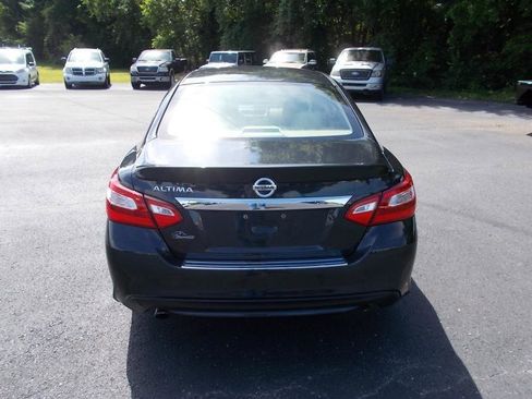 Used 2016 Nissan Altima 2.5 S w/ Power Driver Seat Package FWD image 15