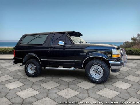 Used 1992 Ford Bronco image 2