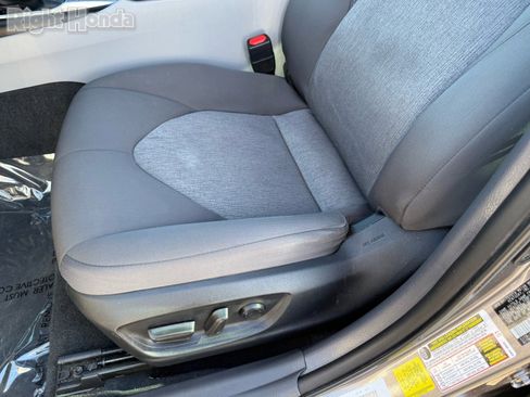 Used 2023 Toyota Camry LE image 13