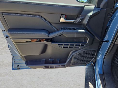 New 2026 Toyota 4Runner Limited AWD/4WD image 15