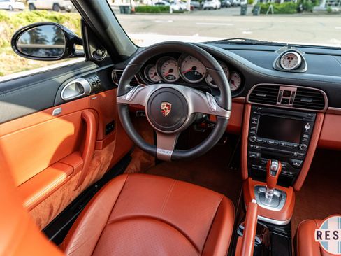 Used 2010 Porsche 911 Carrera S RWD image 33