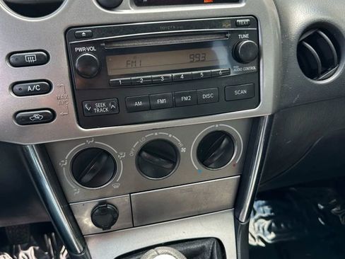 Used 2006 Toyota Matrix XR image 4