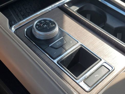 Used 2024 Ford Expedition Max Limited image 34