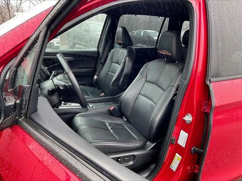 Used 2023 Honda Passport TrailSport image 9