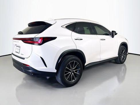 Used 2024 Lexus NX 250 FWD image 5