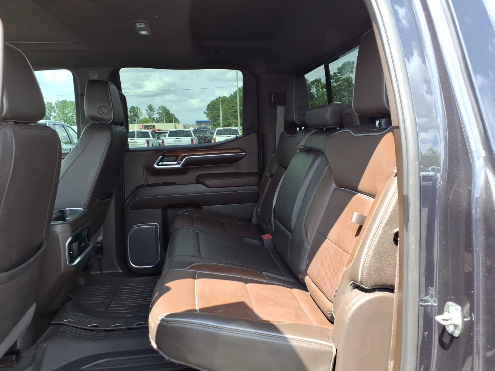 Used 2023 GMC Sierra 1500 Denali w/ Denali Reserve Package AWD/4WD image 23