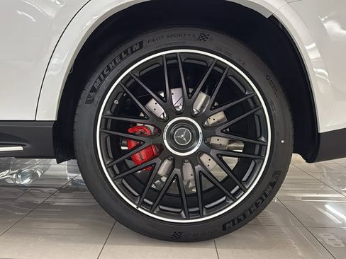 New 2025 Mercedes-Benz GLS 63 AMG 4MATIC image 10