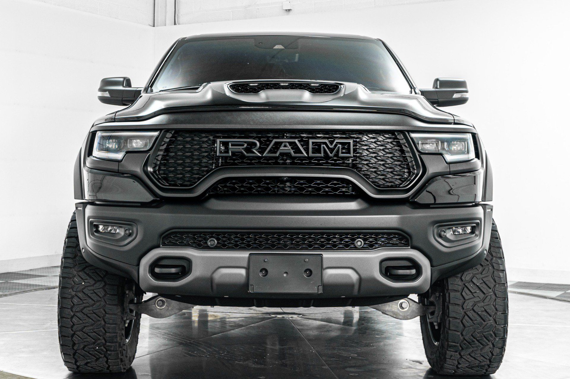 Used 2024 RAM 1500 TRX AWD/4WD image 4