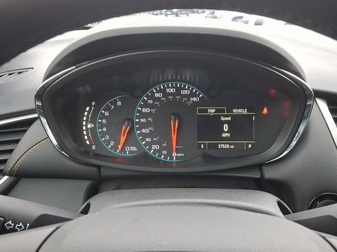 Certified 2022 Chevrolet Trax LT w/ LT Convenience Package image 20