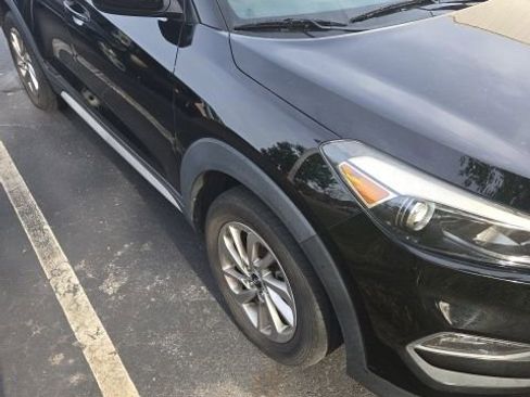Used 2018 Hyundai Tucson SEL image 2