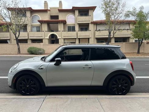 Used 2020 MINI Cooper S image 5