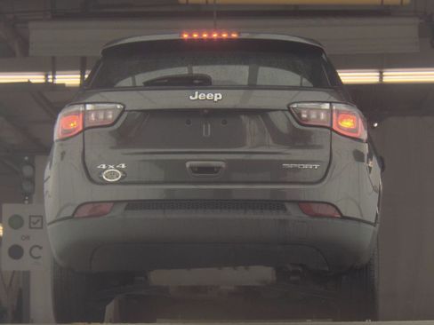 Used 2020 Jeep Compass Sport AWD/4WD image 5