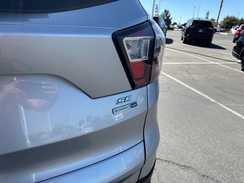 Used 2017 Ford Escape SE AWD/4WD image 11
