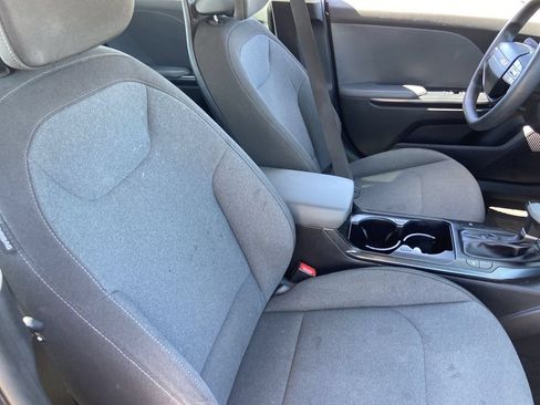 Used 2025 Kia K4 FWD image 22