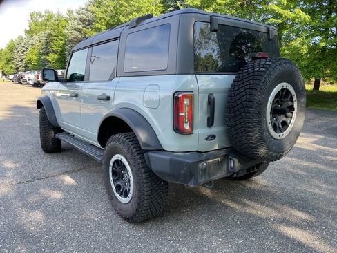 Used 2023 Ford Bronco Big Bend w/ Sasquatch Package AWD/4WD image 4