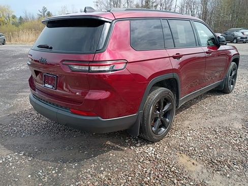 Used 2023 Jeep Grand Cherokee L Laredo AWD/4WD image 7