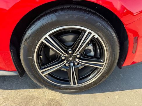 Used 2025 Ford Mustang Convertible RWD image 23