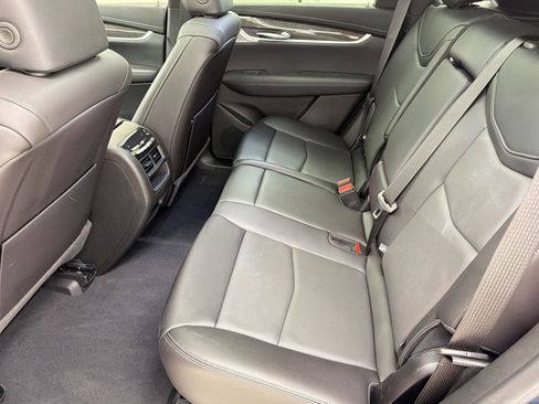 Used 2024 Cadillac XT5 Sportv w/ Technology Package AWD/4WD image 14