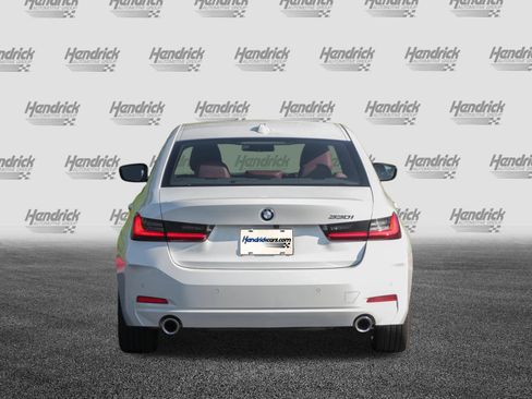 Certified 2025 BMW 330i Sedan RWD image 8