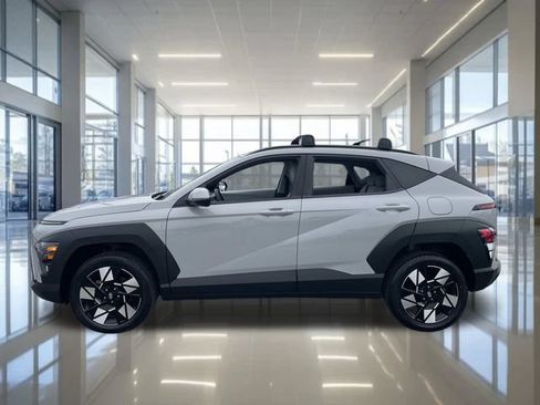Certified 2024 Hyundai Kona SEL w/ Convenience Package AWD/4WD image 8