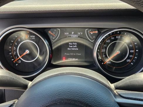 Used 2018 Jeep Wrangler Unlimited Sport AWD/4WD image 21