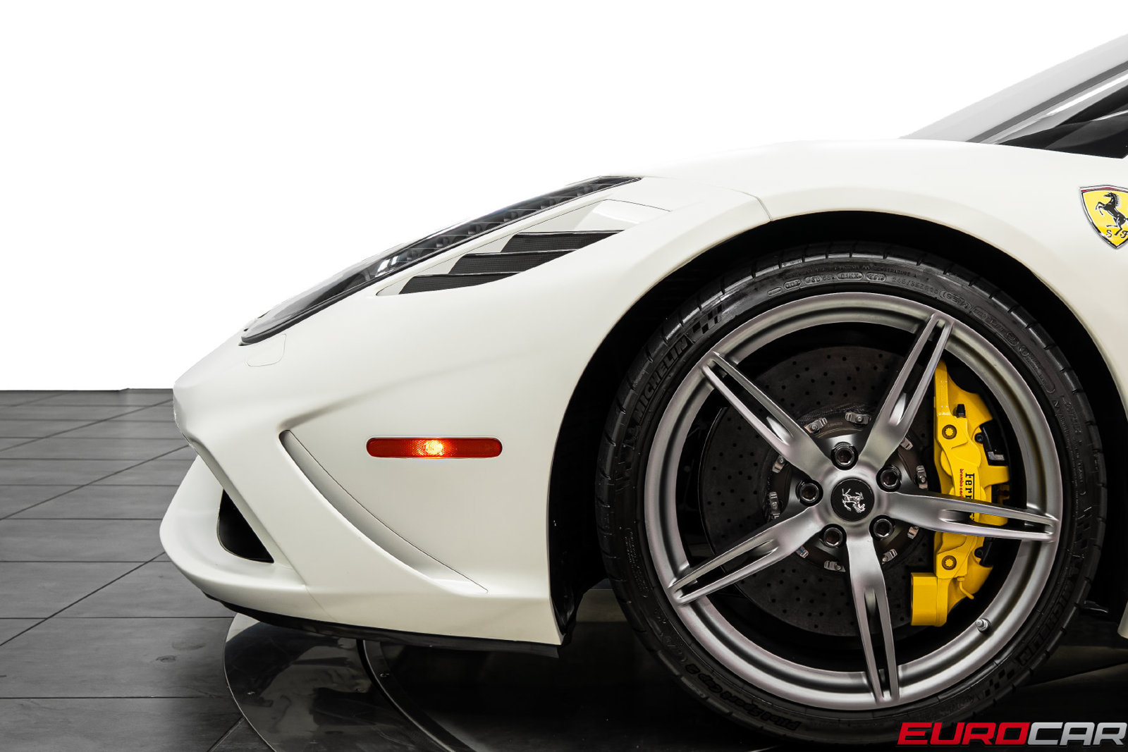Used 2014 Ferrari 458 Speciale Coupe RWD image 16