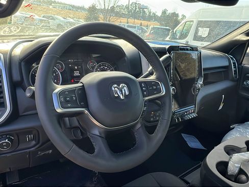 Used 2025 RAM 2500 Big Horn image 24