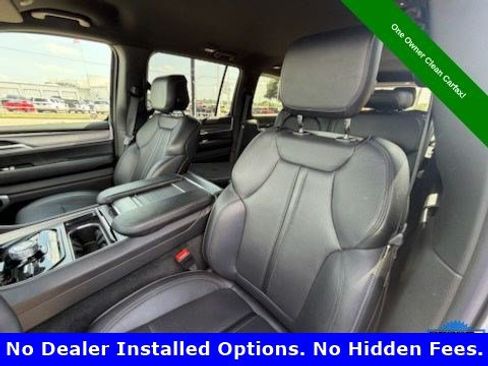 Used 2025 Jeep Wagoneer L Series II w/ 8-pass Seating Package AWD/4WD image 9