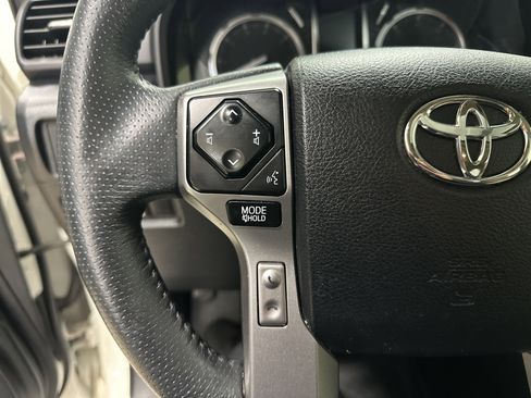 Used 2020 Toyota 4Runner Limited image 19