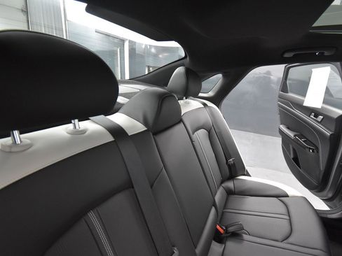 Used 2025 Kia K5 GT-Line w/ GT-Line Premium Package image 19