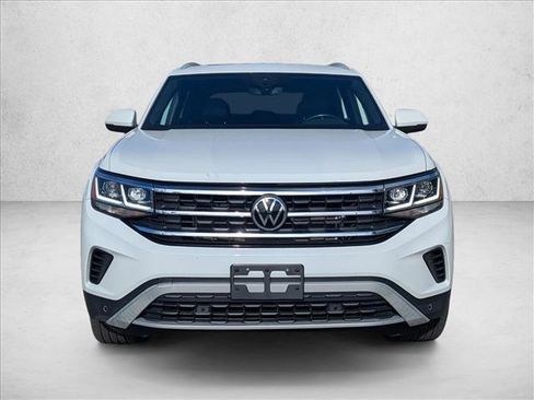 Used 2020 Volkswagen Atlas Cross Sport SEL image 2