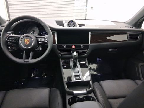 New 2026 Porsche Macan S image 15