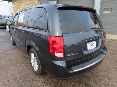 Used 2014 Dodge Grand Caravan SXT w/ Rear Park Assist Package image 4
