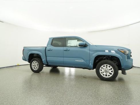 New 2026 Toyota Tacoma SR5 image 28