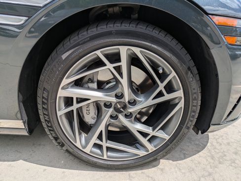 Certified 2023 Genesis G90 3.5T image 9