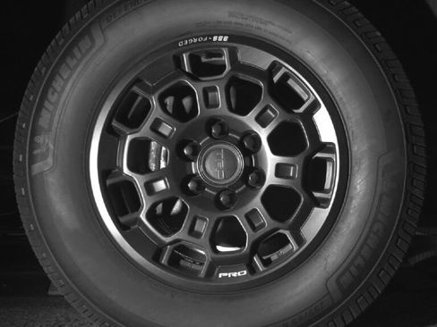 Used 2022 Toyota Tundra TRD Pro AWD/4WD image 10